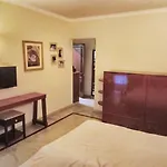 Captivating 2-Bed Apartment In New Delhi