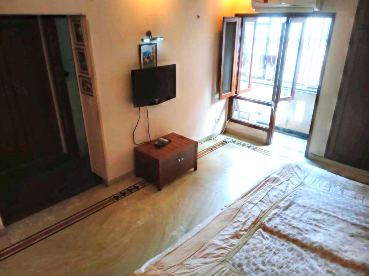 Captivating 2-bed In New Delhi