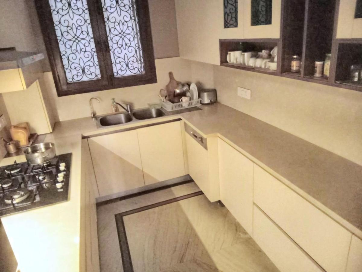 Captivating 2-bed In Apartment *