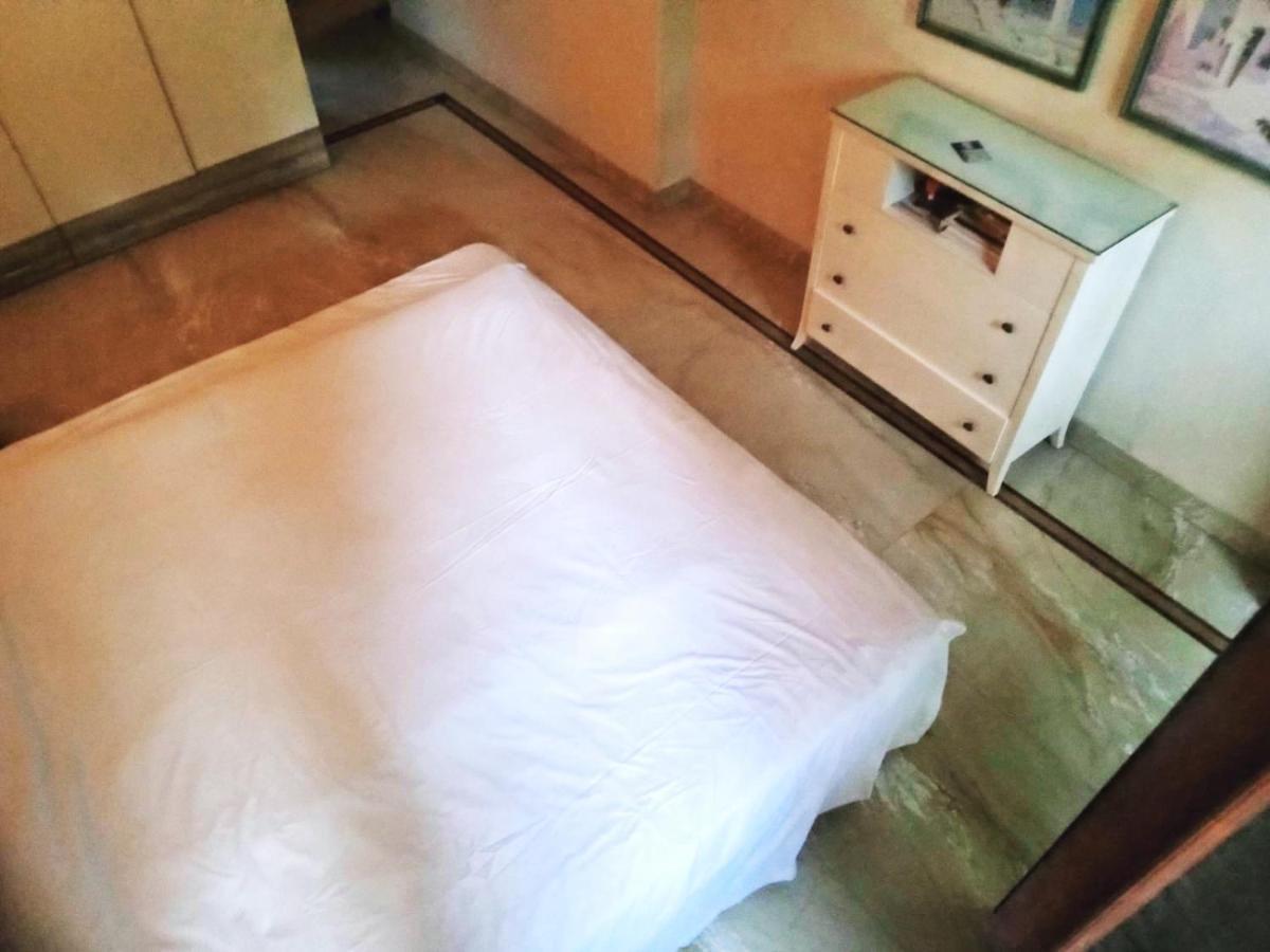 Captivating 2-bed In Apartment *