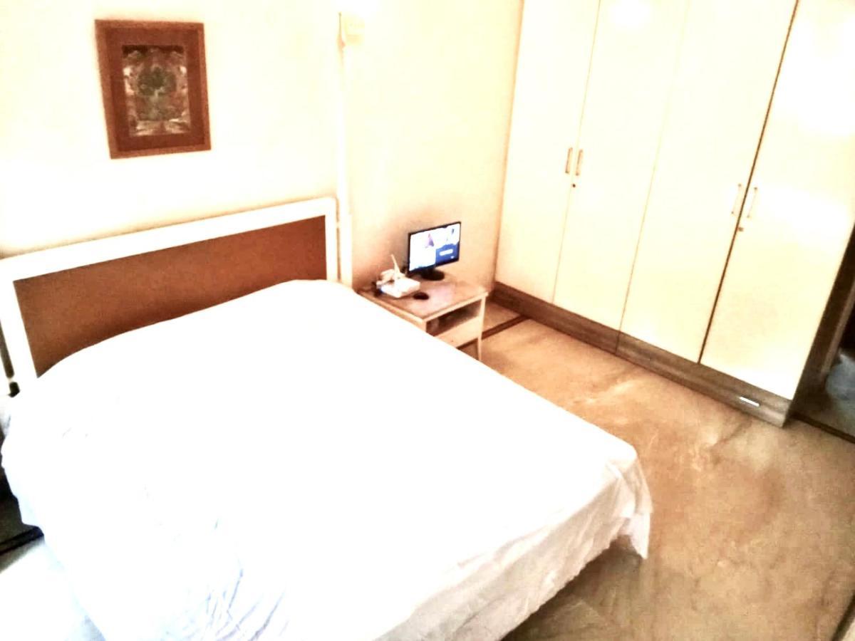 Apartment Captivating 2-bed In New Delhi